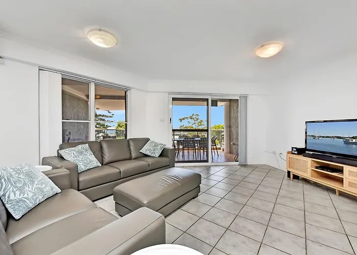 Nelson Towers Unit 37 71 Victoria Parade